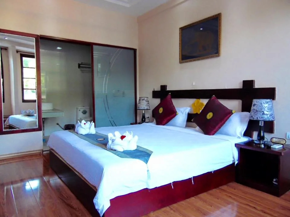 Lao Blossom Hotel