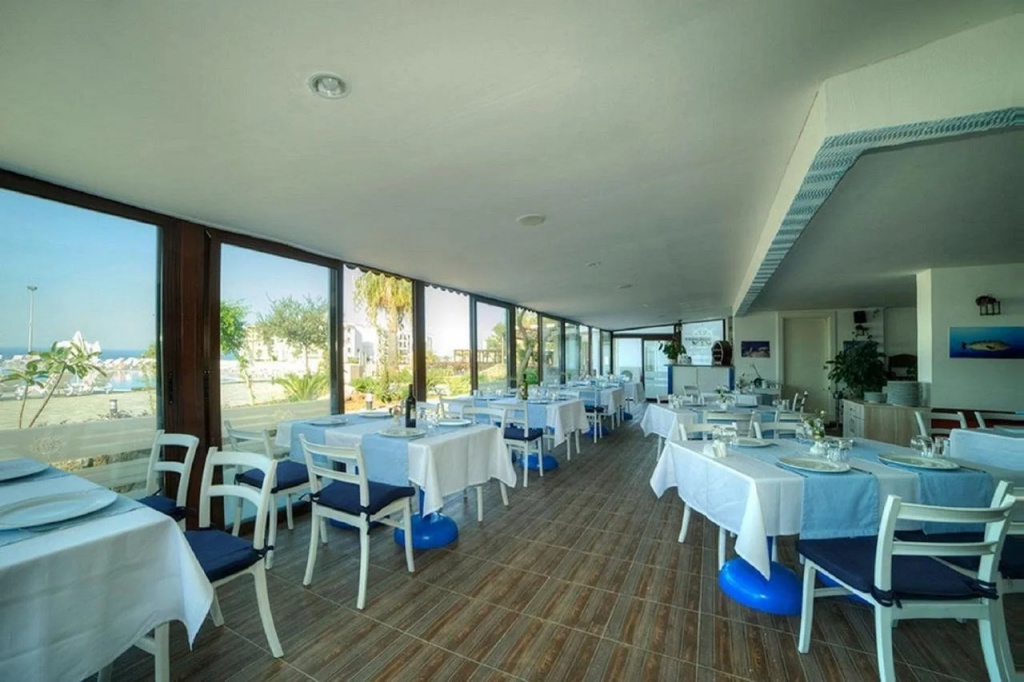 Jasmine Court Hotel