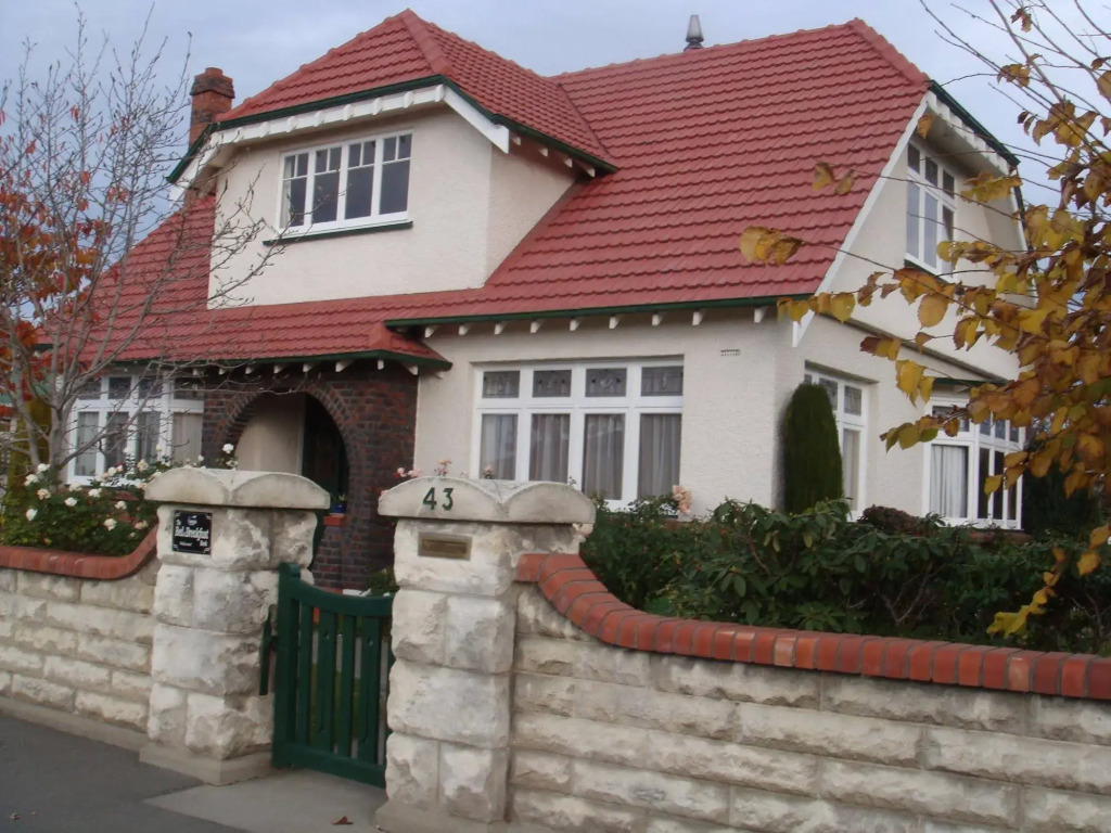 Highway House Boutique B & B