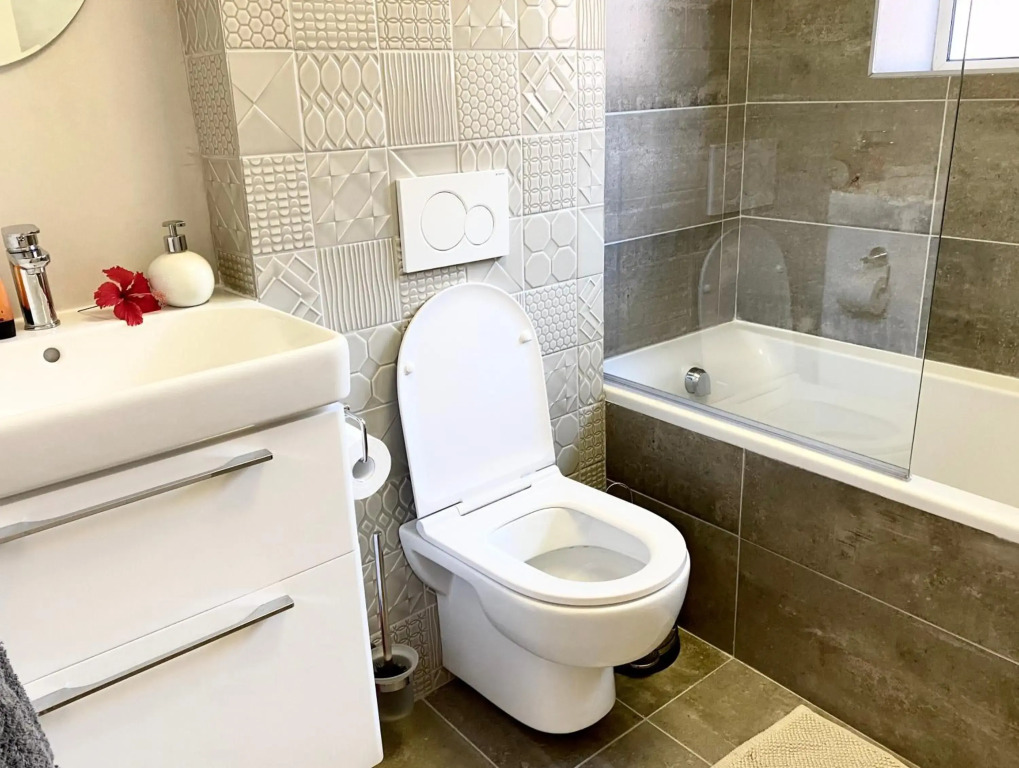 Ocean Pearl Apartment
