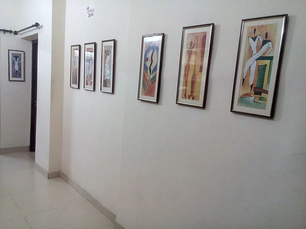 Jo Rooms
