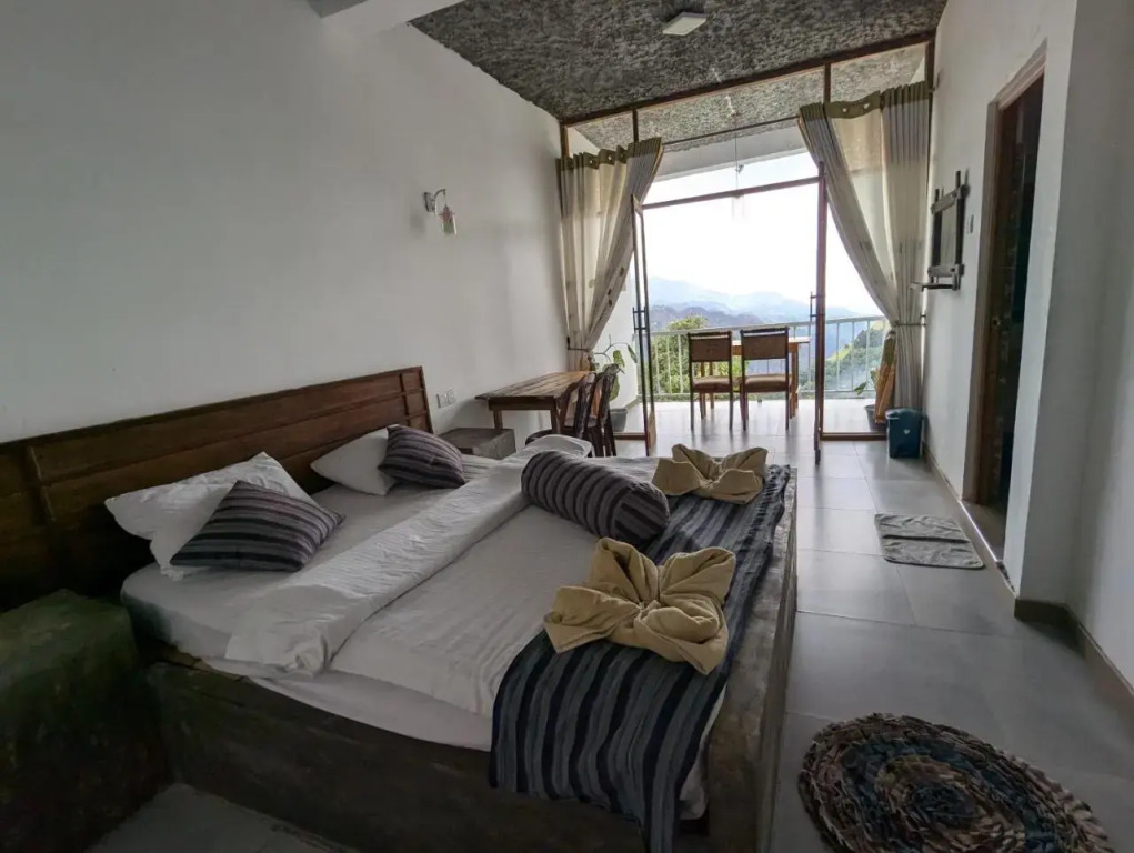 Rock Paradise Homestay