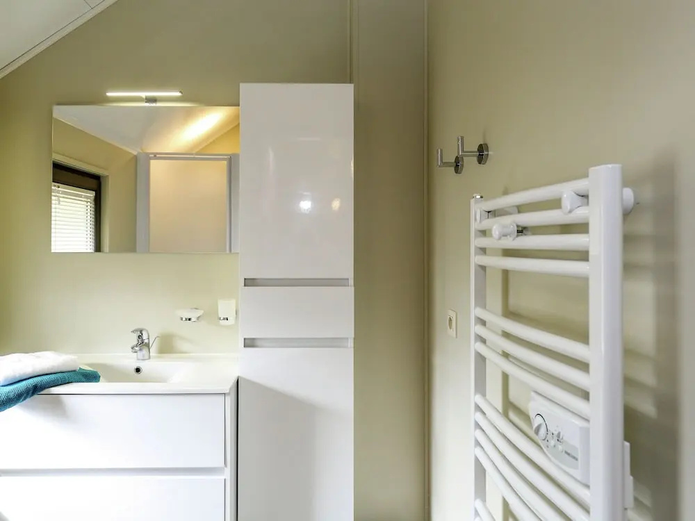 Nice Luxuriuos Villa With Sauna, Located in a Lake Area