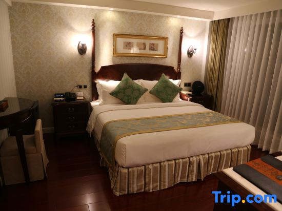 Hawaii Hot Spring Hotel