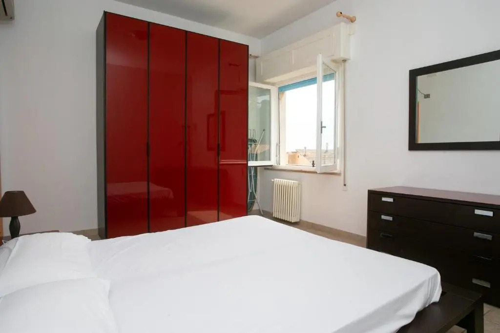 N52 - Numana, Trilocale Con Terrazzo a 100 Metri Dal Mare