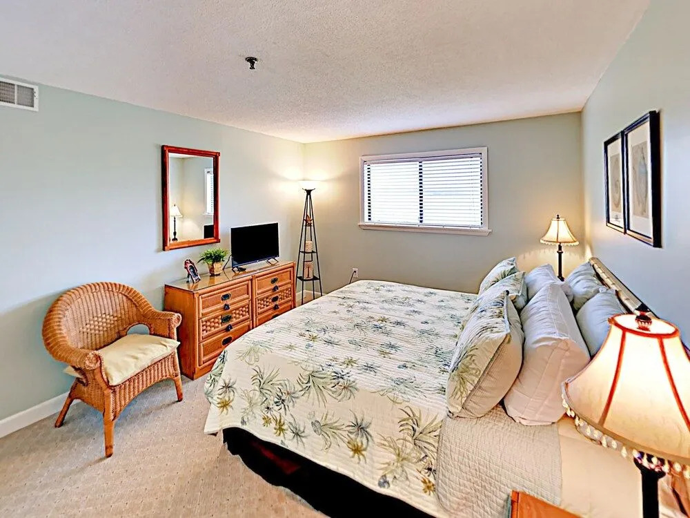 Gated Resort - 2 Br Condo