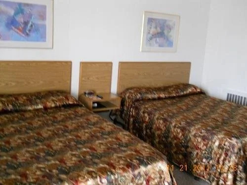 West Winds Motel