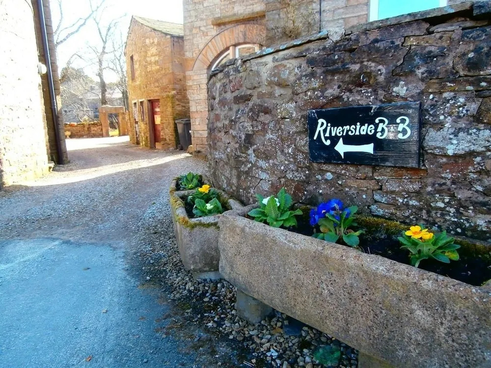 Riverside Bed & Breakfast