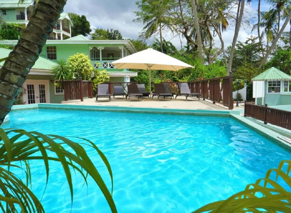 Marigot Beach Club & Dive Resort
