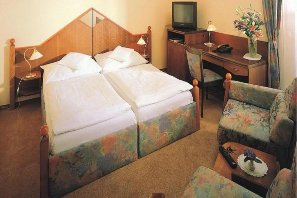 Hotel Monica