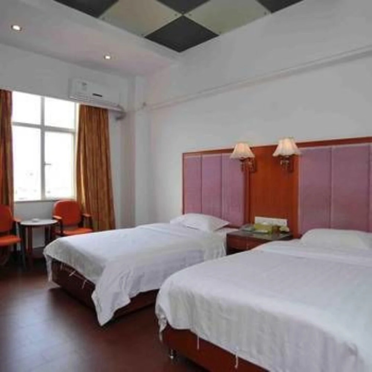 Pearl Hotel