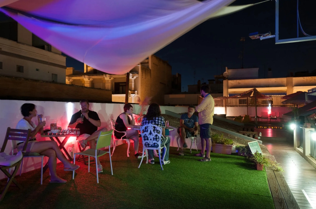 The Nomad Hostel&Pension