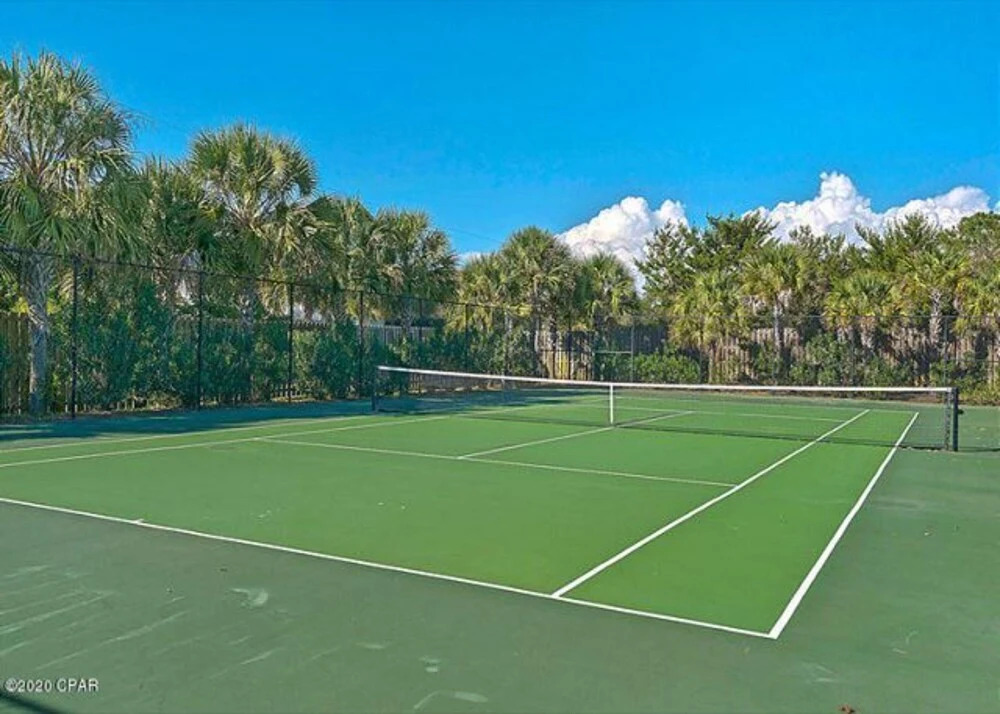 Celadon: Unit 407 by Forehand Rentals
