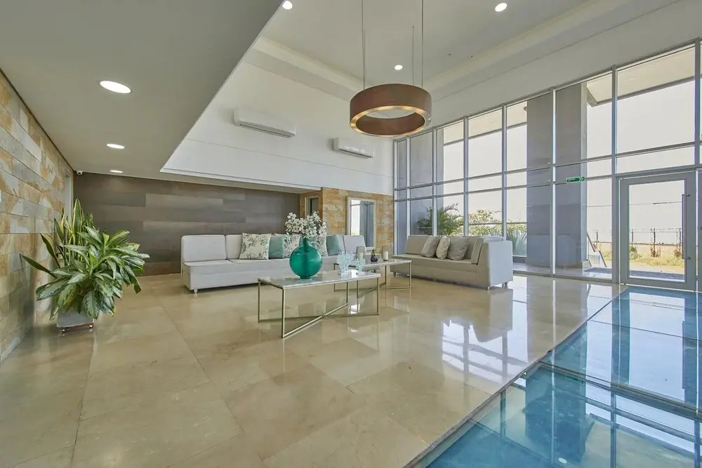Artsy Oceanview Condo W Incredible Rooftop Pool