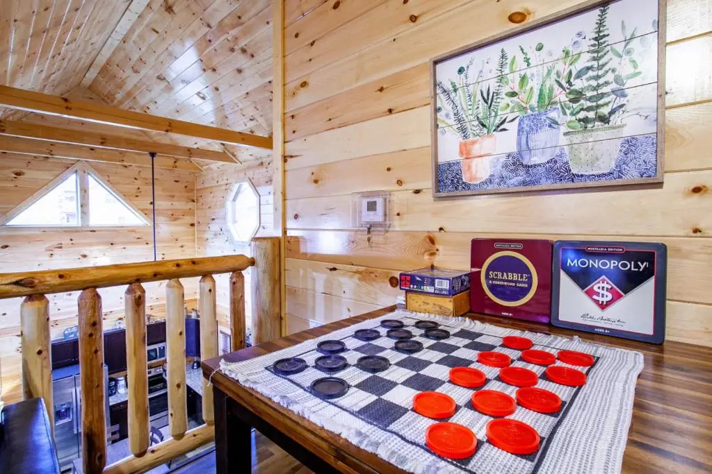 Swimming Bears Lodge 1 with Indoor Pool and Hot Tub