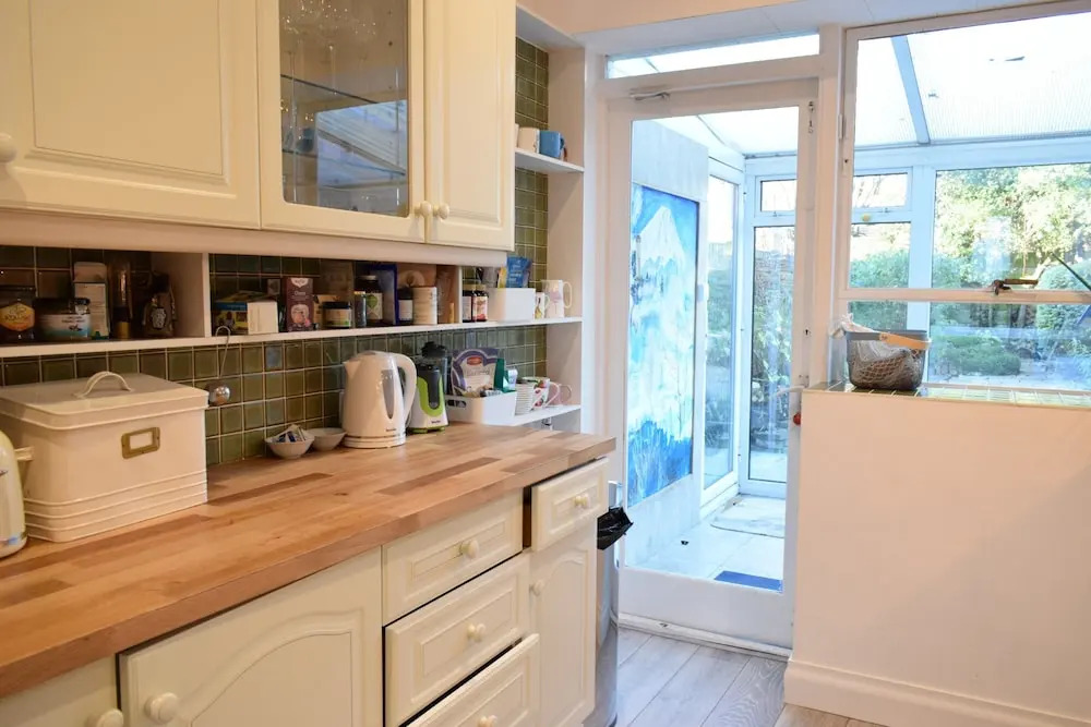Spacious and Stylish 3 Bedroom Family House