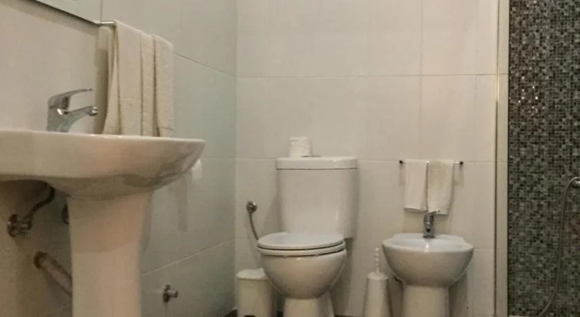 Lira Guest House B&B
