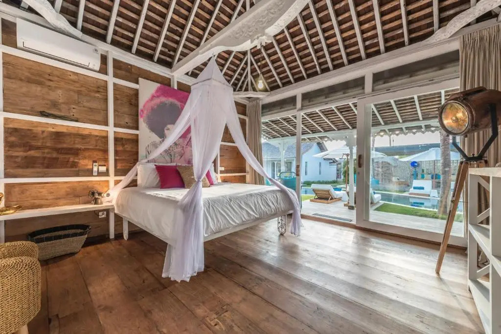 Sol Lila Bali