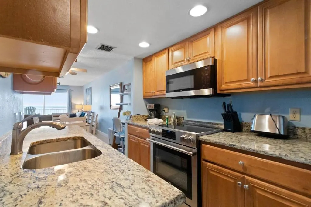 311 Madeira Norte Condo