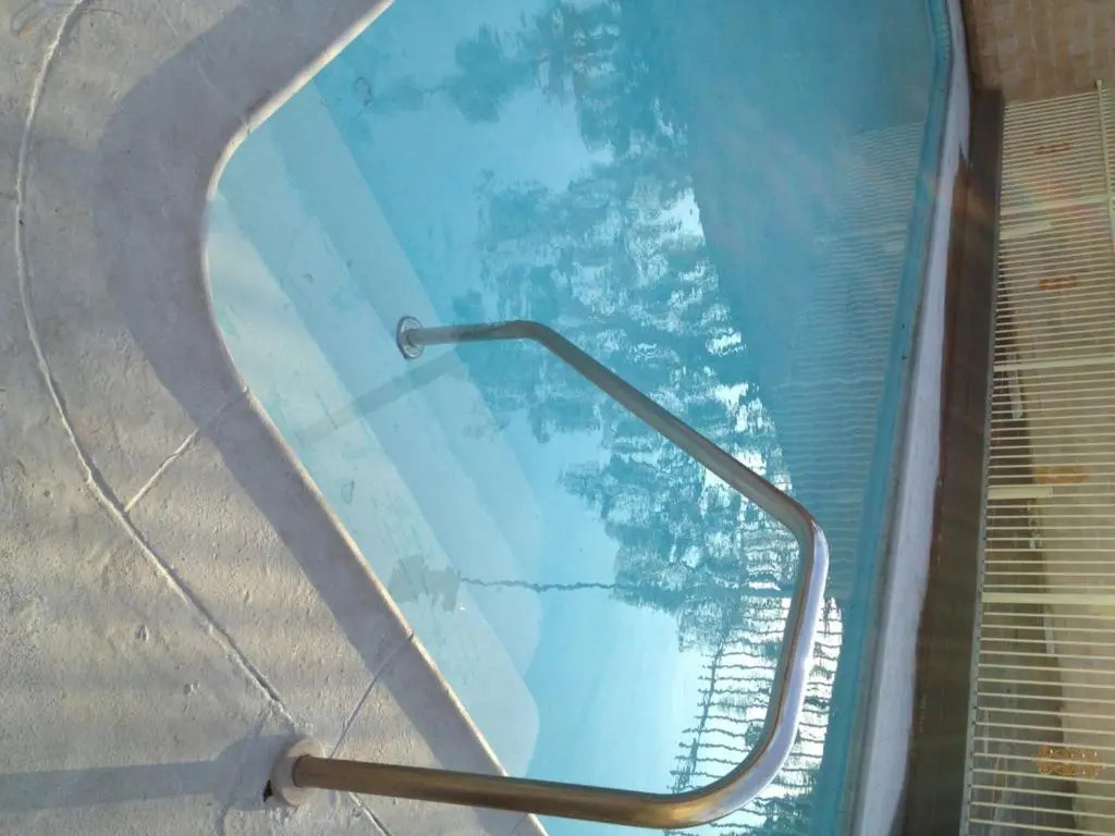 Riviera Motel