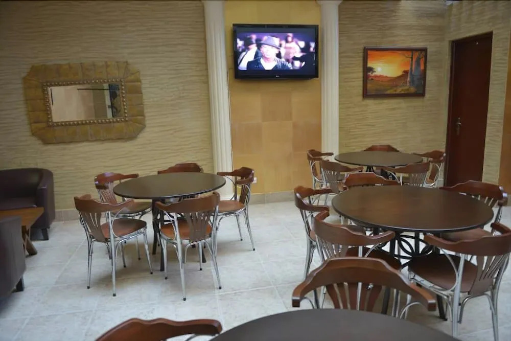 Summerdale Inn
