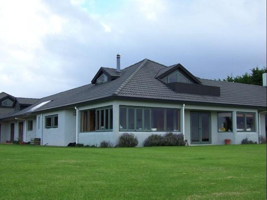 Waiwurrie Coastal Farm Lodge
