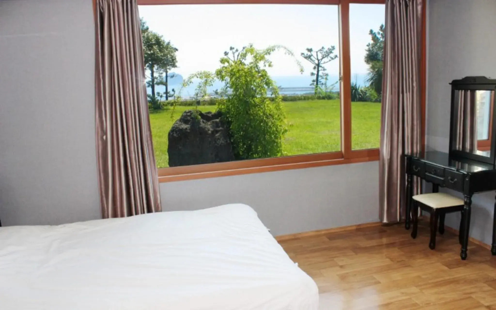 Seogwipo Seogwipo Pureunbada Pension