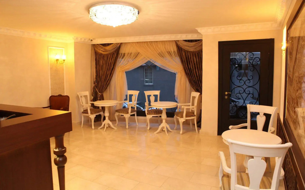 Trass Hotel