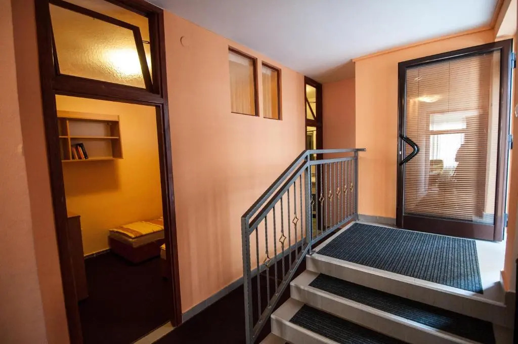 Apartment Center Drvenija