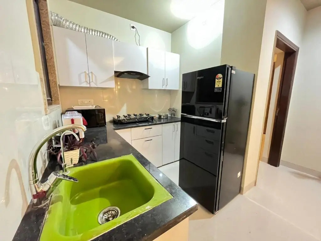 BedChambers Serviced Apartment, Medicity