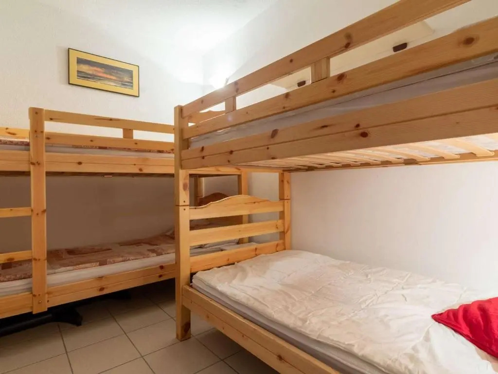 Appartement Esquièze-Sère, 3 pièces, 6 personnes - FR-1-402-98