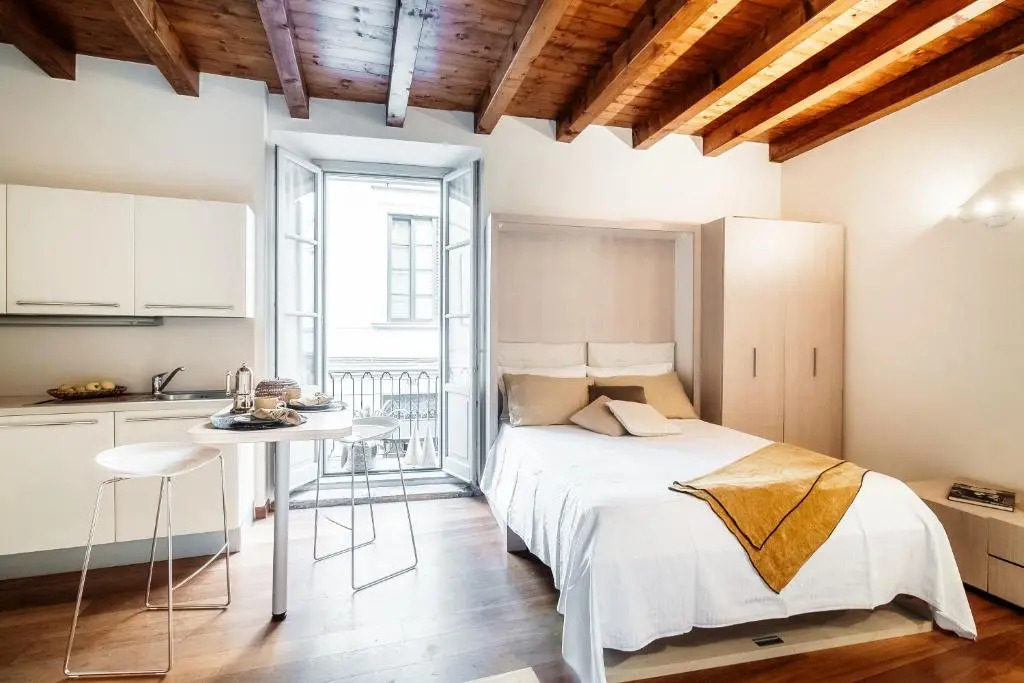 Del Pero Suite - by MyHomeInComo