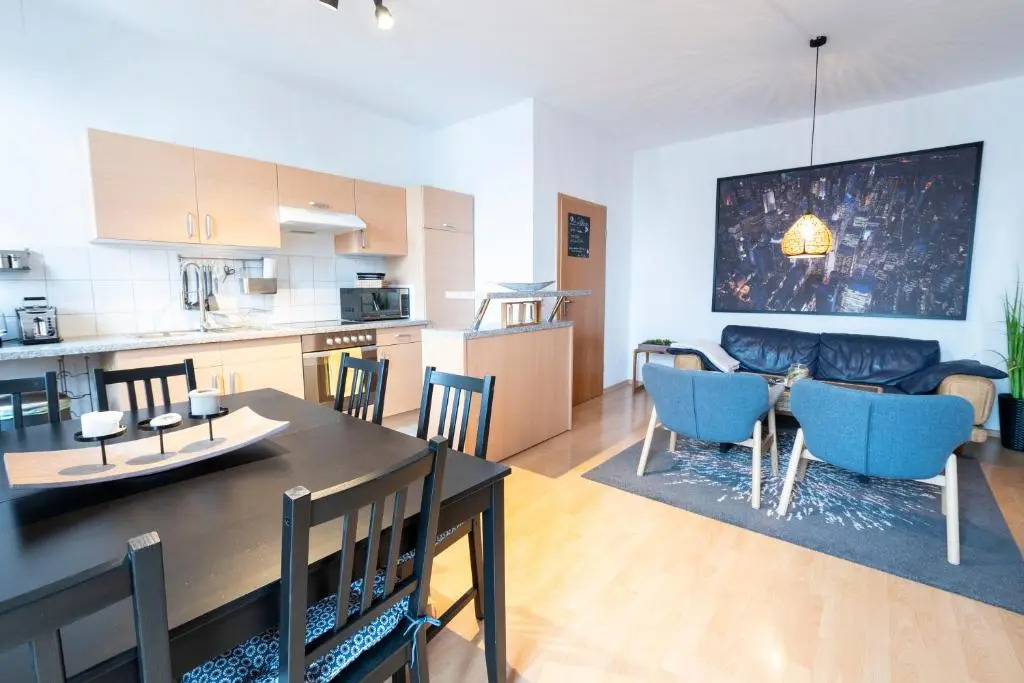 Schloßchemnitz-tolle Ferienwohnung mit Balkon
