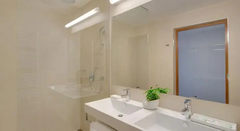 Isabella Island Miramare Suites & Villas, Valamar Collection