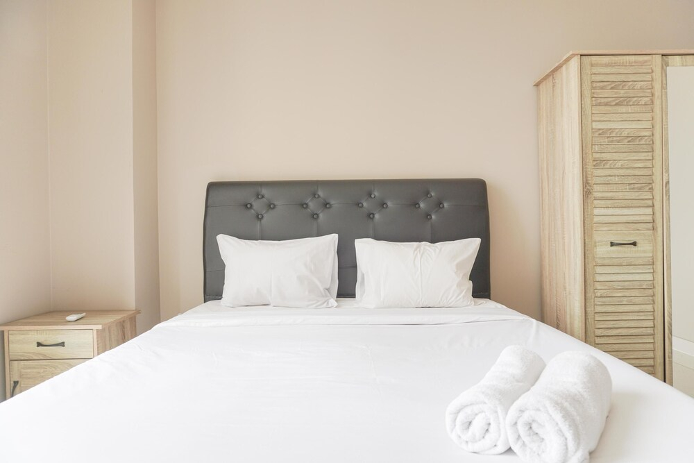 Well Design And Homey 1Br Ciputra International Apartment