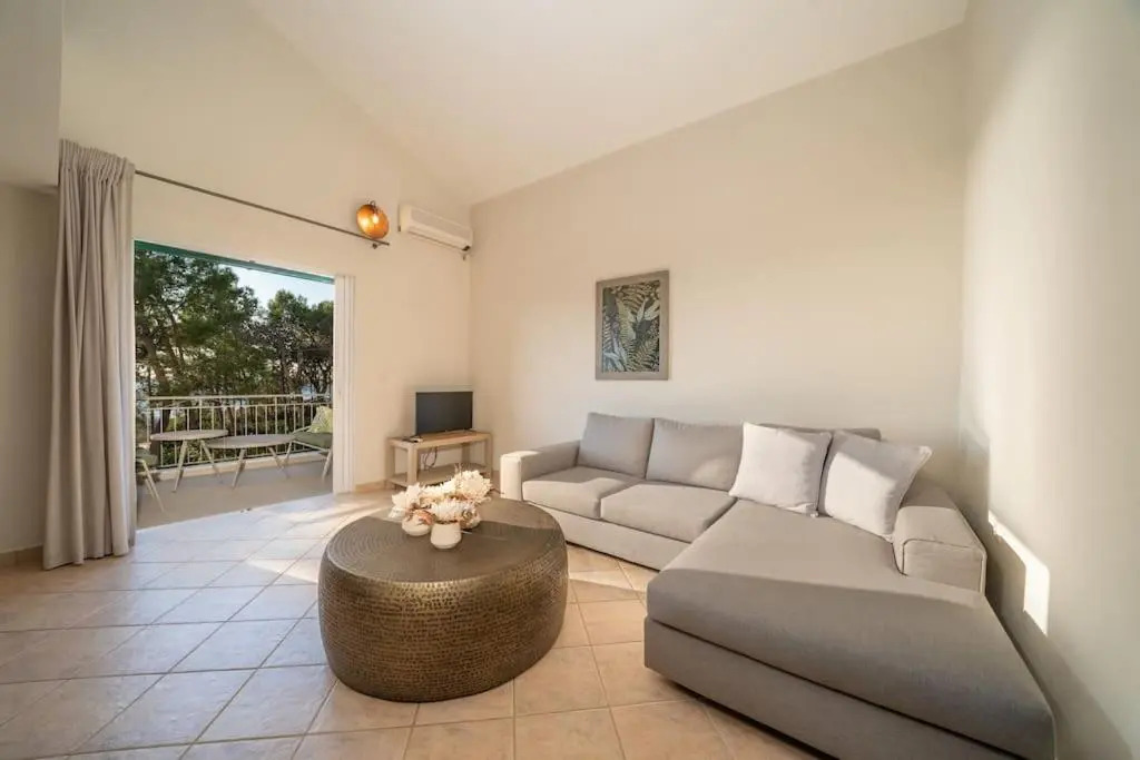 Seashell Luxury Residence - Apartment 2