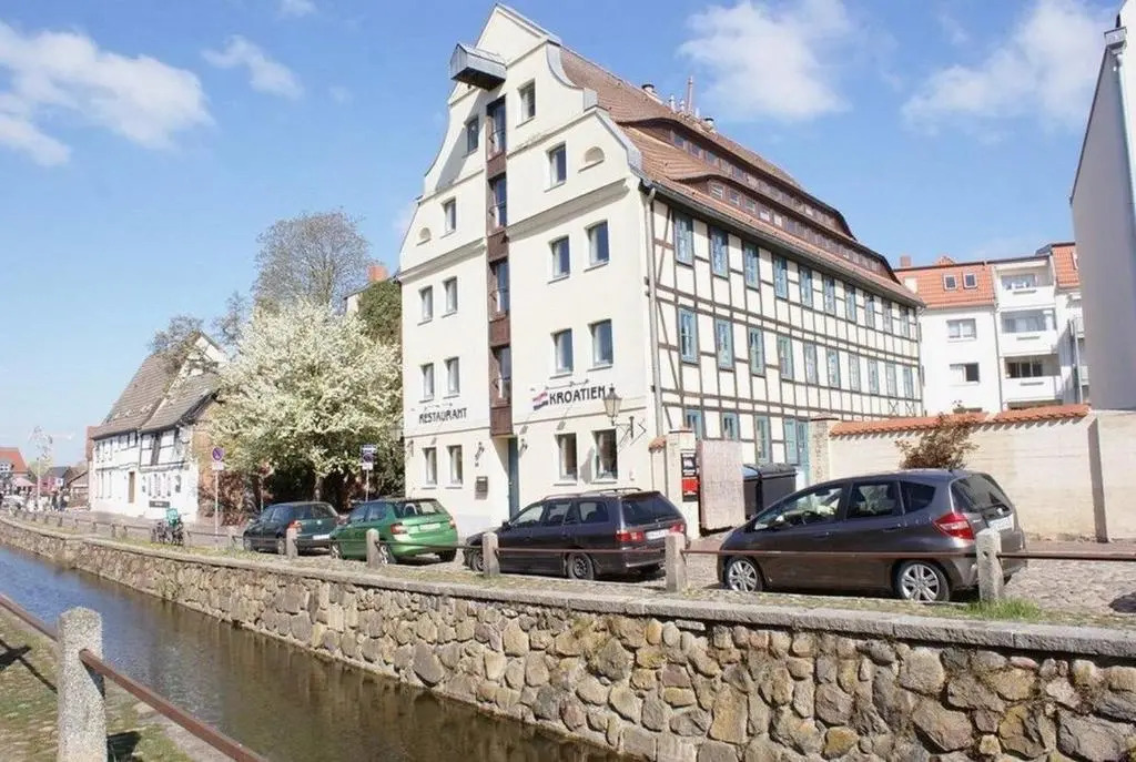 Landgang in der Altstadt - ABC265