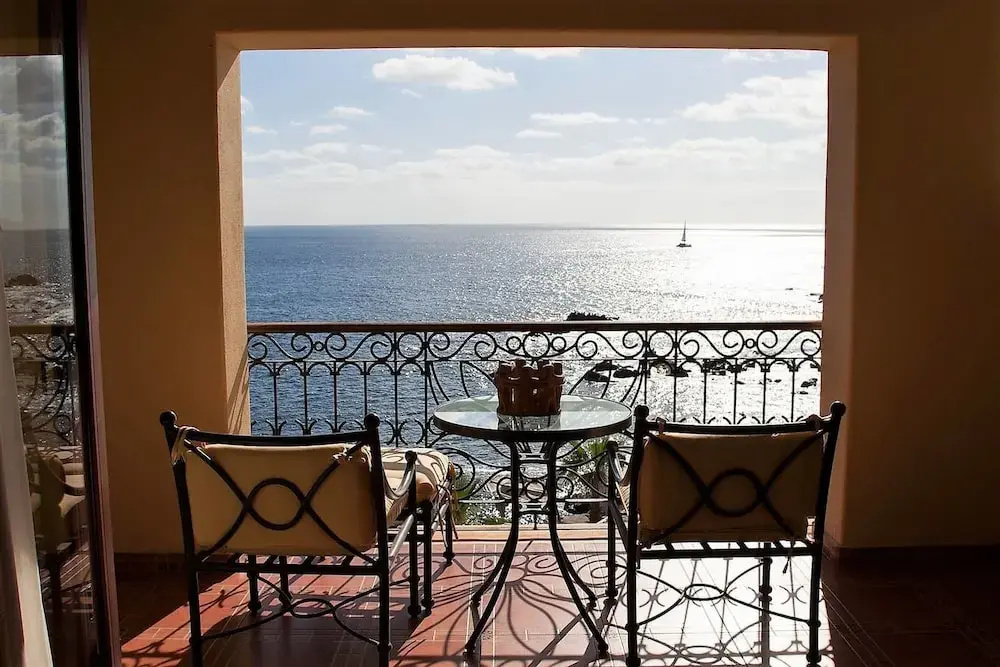 Best 2 BR Apartment in Cabo San Lucas