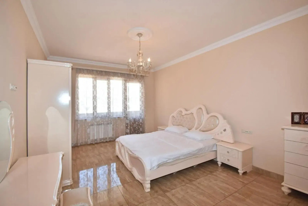 Teryan street, 4 bedrooms Luxury, Unique apartment TT888