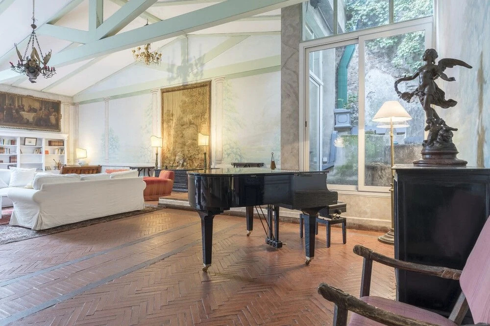Luxury and Spacious 4 Beds 4 Baths Apartment in the Heart of Trastevere