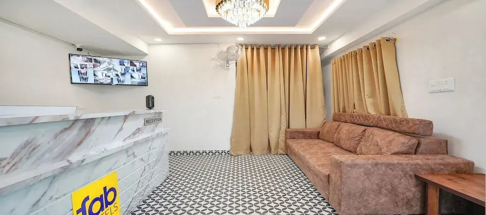 FabHotel Vasatiya & Suites