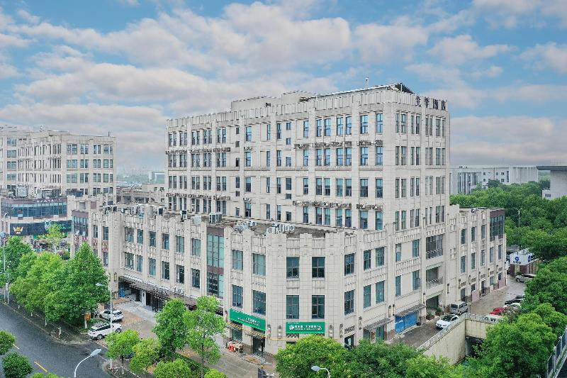 JI Hotel Shanghai Chongming Administrative Center
