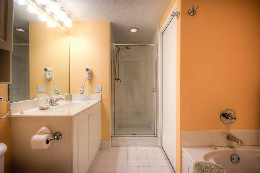 Le Marina Bay 709 by Go Florida Condo, Sunny Isles.