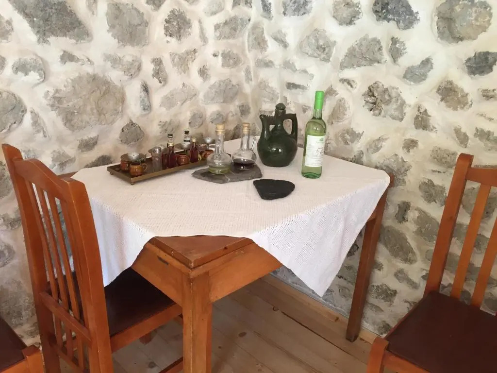 Rupa Guest House