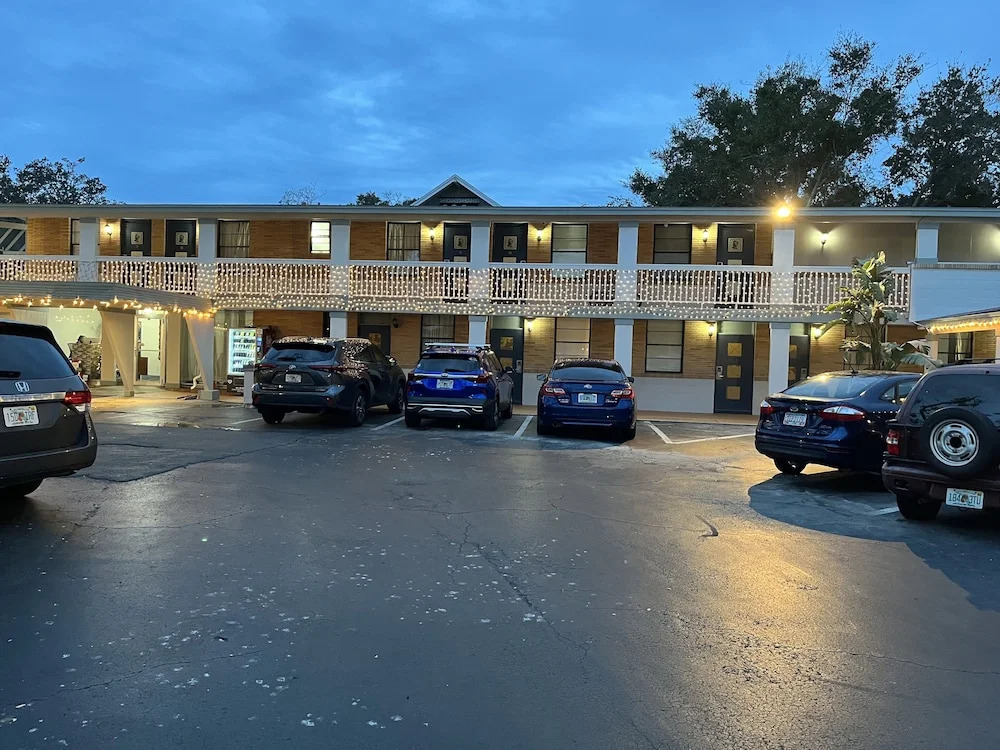 Castillo Inn