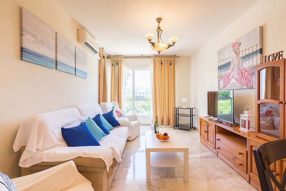 Apartamentos BAHIA de HUELIN