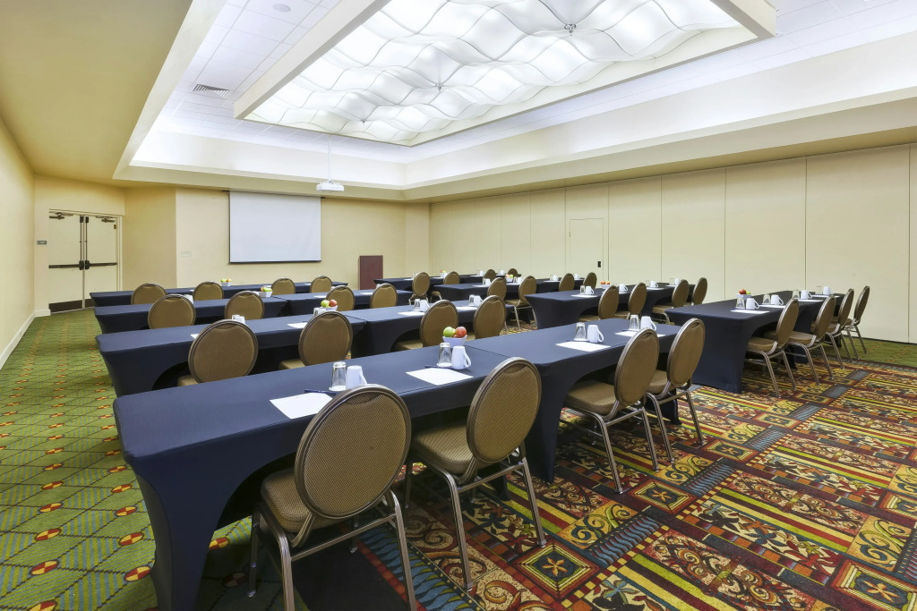 DoubleTree by Hilton Holland