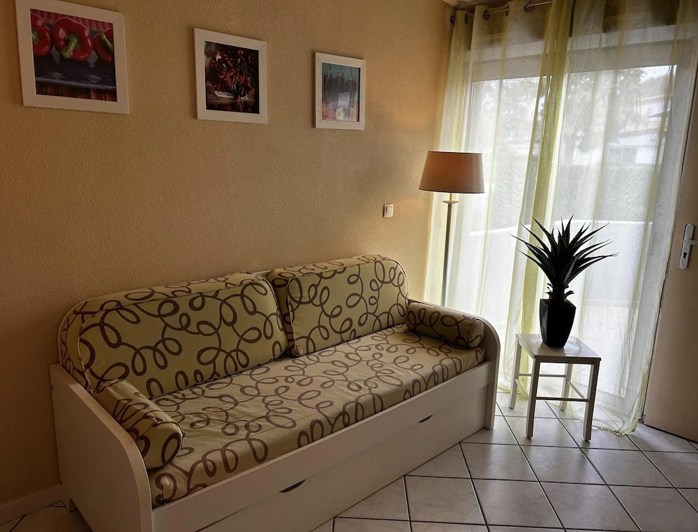 Sea-close Apartment for 2