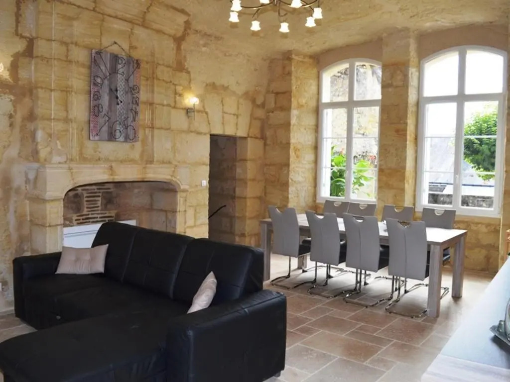 Maison troglodyte de charme avec salle de jeux et spa à Vouvray - FR-1-381-87
