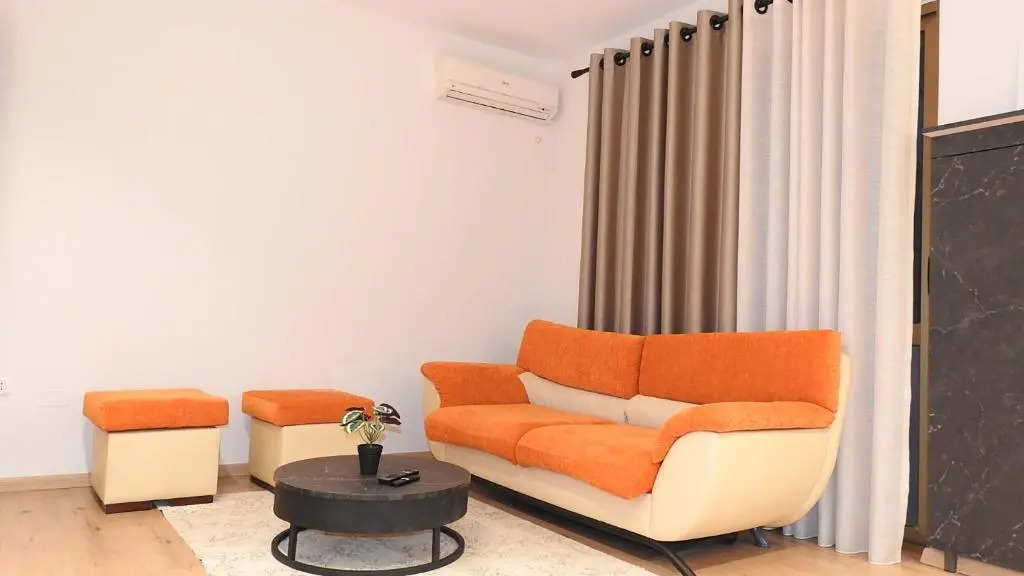 Vacation Vibes - Modern Apartment in Golem near sea